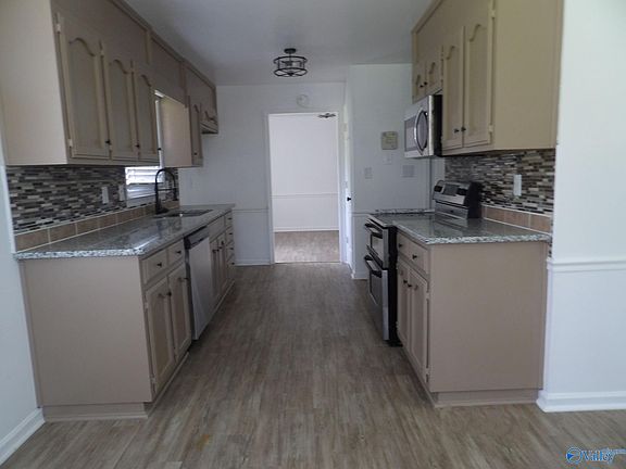 5th image of 118 Lamirda Ct