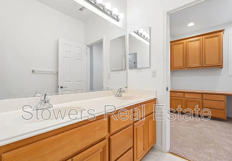 114 Channi Loop — Photo 37
