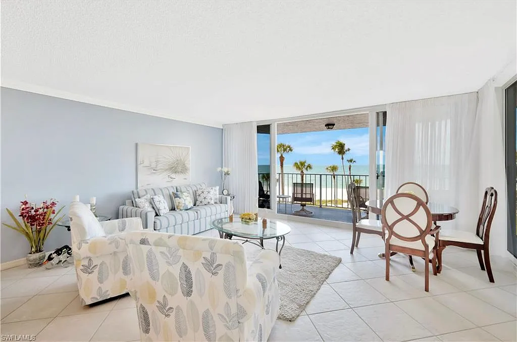 2 bed, 2.0 bath, 1560 sqft, $15,000 — Photo 2