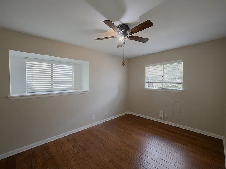 6614 Peachtree Dr — Photo 18