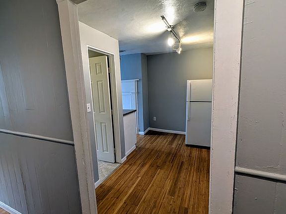 5th image of 1913 Larkins Way #2