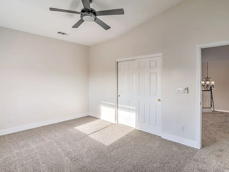 8910 Minsk Ct — Photo 29