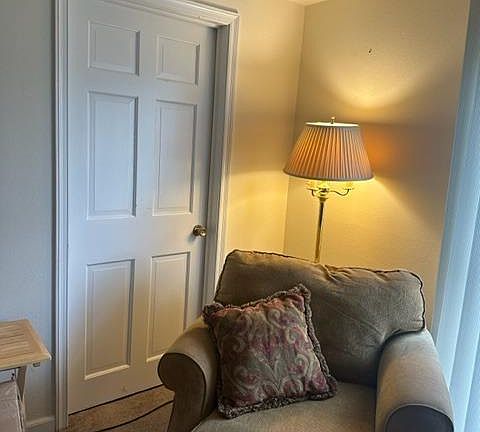 4th image of 20B Rossmoor Dr