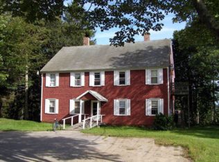 55 Bay St, Boothbay Harbor, ME 04538