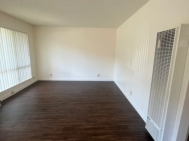 Sheraton Apartments — Photo 8