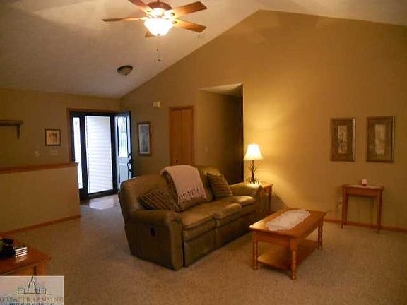 2nd image of 606 Laurens Way