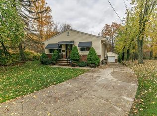 14923 Florence Dr, Maple Heights, OH