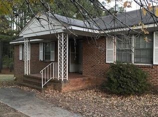 3105 Umstead Rd, Durham, NC 27712