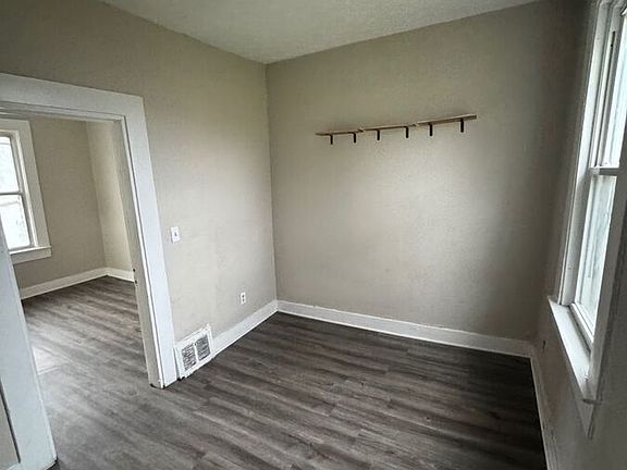 4th image of 5044 Finn Ave