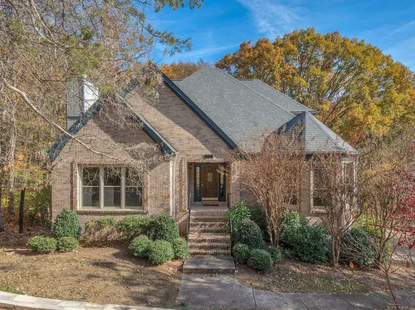1695 Shady Cove Cir SE, Huntsville, AL 35802