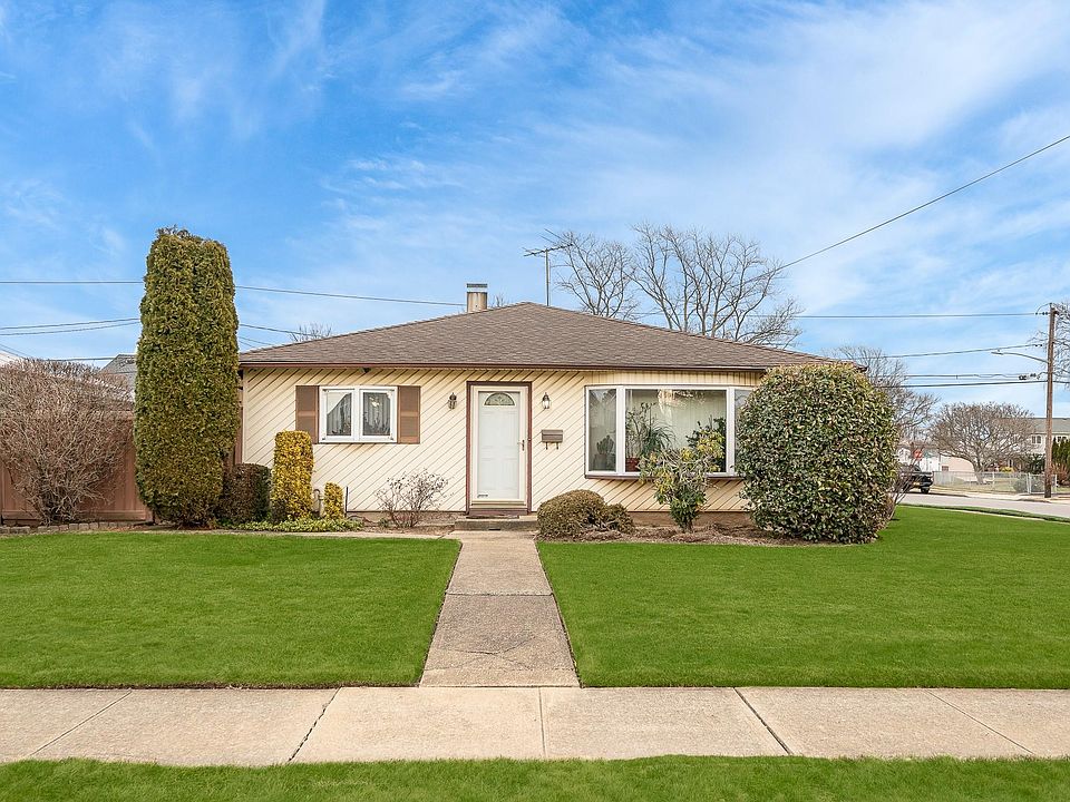 1st image of 2323 Cedar Street