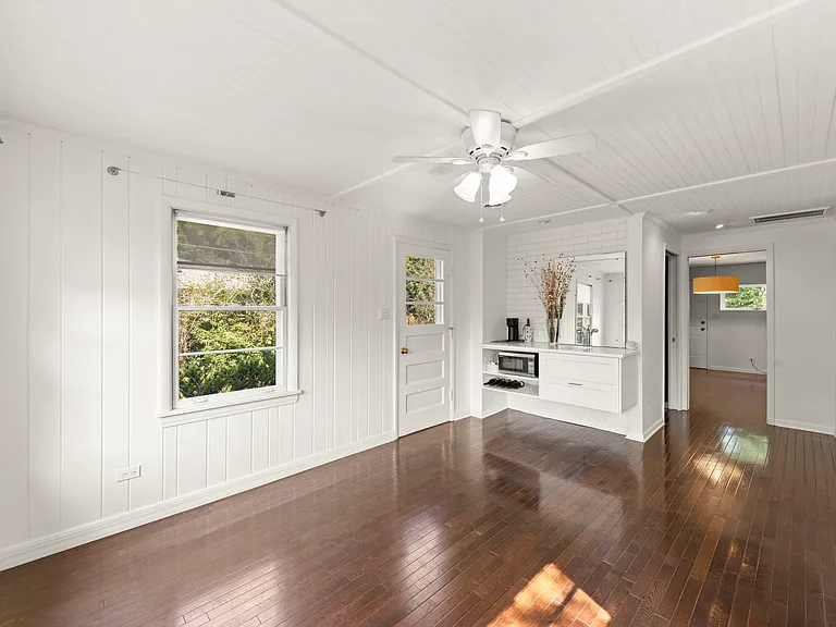 354 Indian Dr — Photo 7