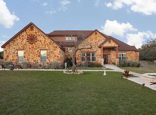 103 Rio Grande Dr, Blanco, TX 78606