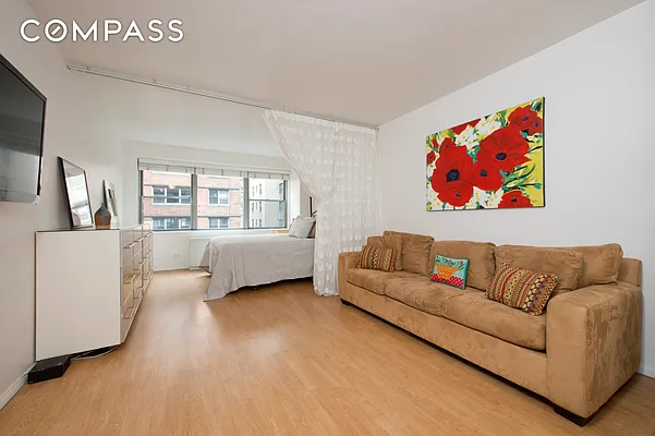 Sold by Compass | media 10