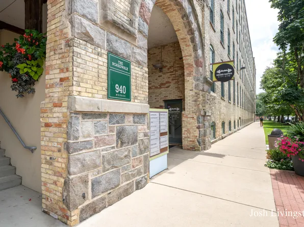 940 Monroe Ave NW Unit 248, Grand Rapids, MI 49503