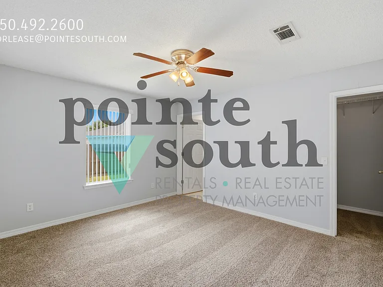 1076 Antigua Cir — Photo 10