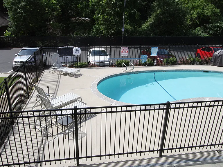355 NE 162nd Ave — Photo 14