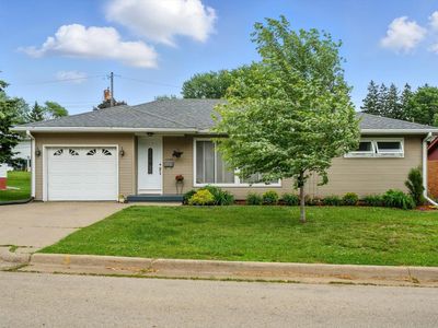 1840 Glendale Ct, Dubuque, IA, 52001