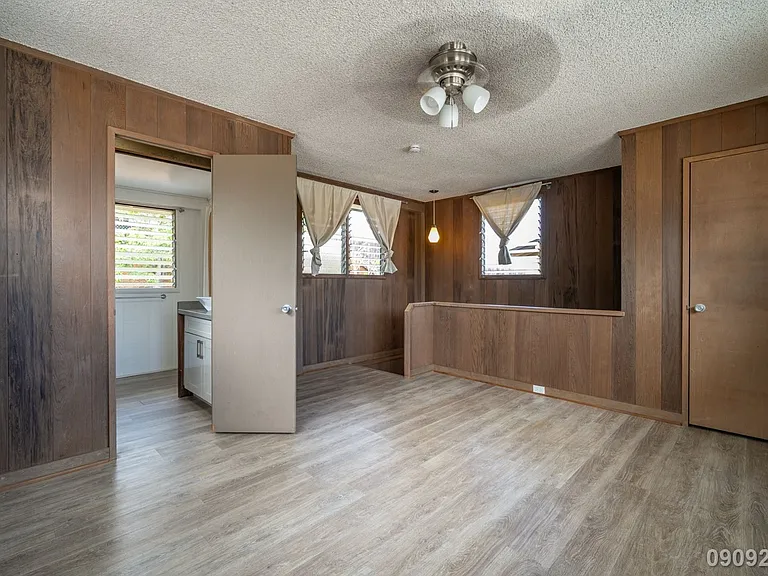 1341 Komo Mai Dr #B — Photo 20