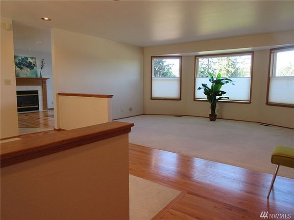 5th image of 5906 Dockside Ave