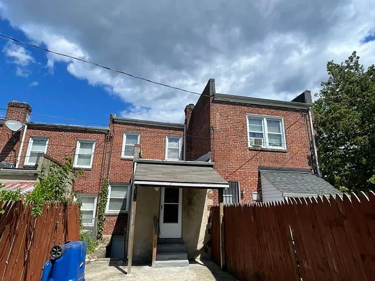 1502 N Kenwood Ave — Photo 10