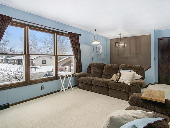 3rd image of 217 Orlando Ave