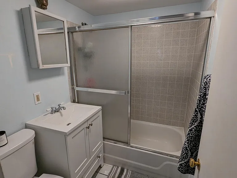 1427 Mapleton Ave #D — Photo 9