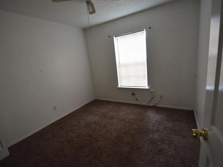 2509 Forest Creek Dr — Photo 9