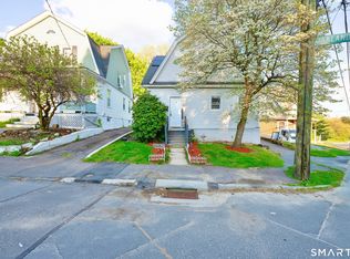 2 Oakland Avenue, Waterbury, CT 06710