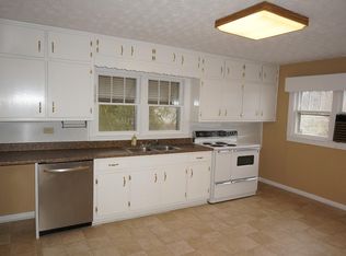 482 Toonigh Rd, Woodstock, GA 30188