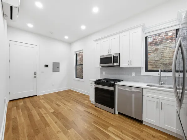 858 West Side Avenue image 2 of 12