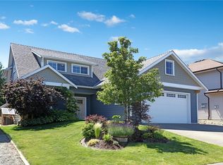 2639 Rydal Ave, Cumberland, BC V0R1S0