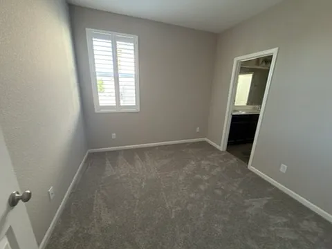 148 Wisteria Cir — Photo 9