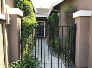 8488 Vista Brook Dr, Elk Grove, CA 95624