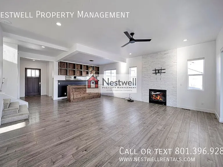 2346 E Snowy Peak Dr — Photo 5