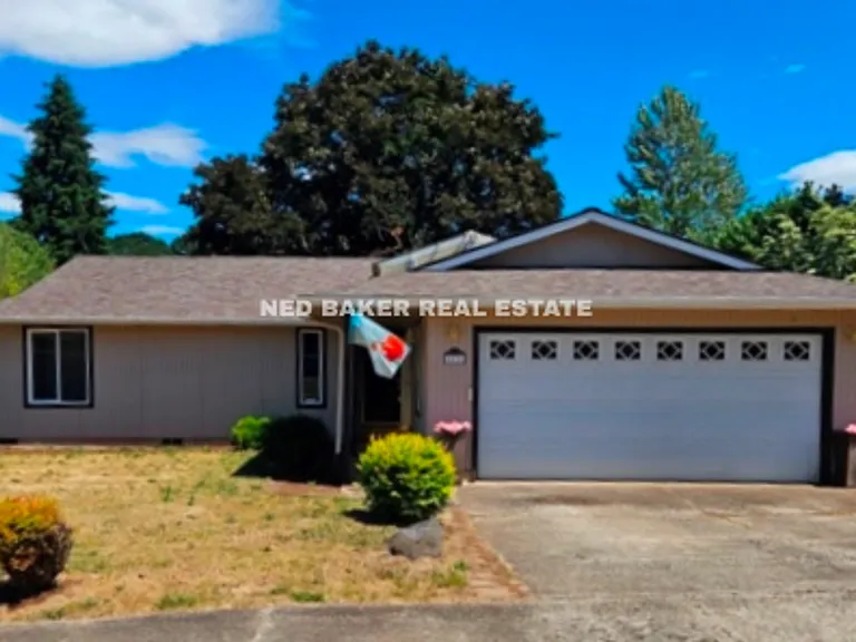 5536 Cottonwood Ct S — Photo 1