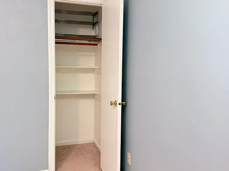 13 Kimberly Dr #C — Photo 26