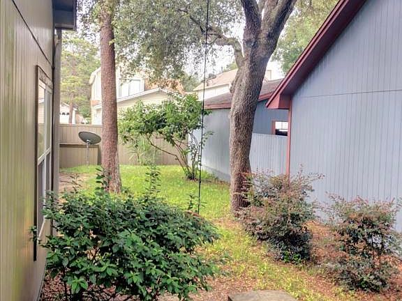2nd image of 116 Parkwood Dr