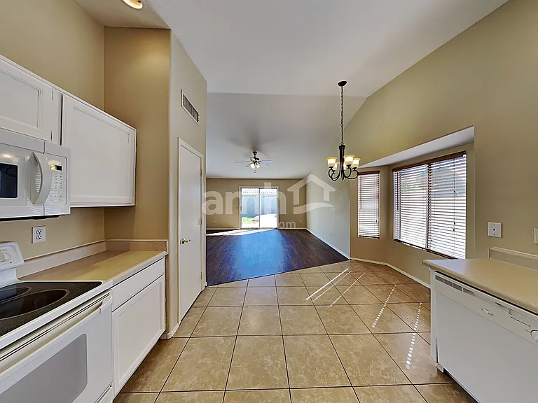 6333 E Presidio St — Photo 3