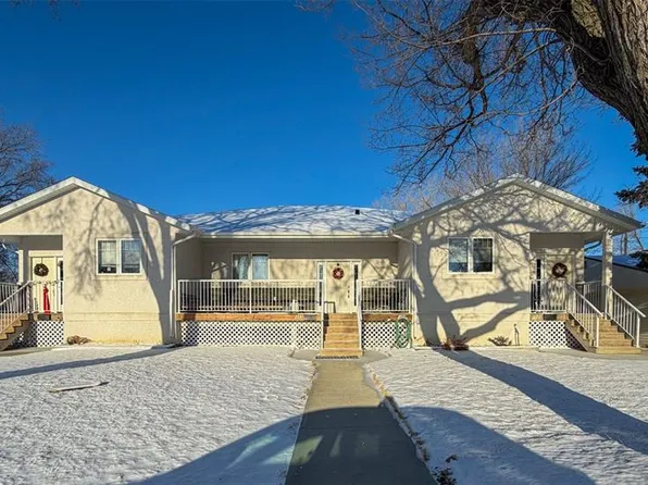 270 14th AVENUE NE, Swift Current, SK S9H 2W7