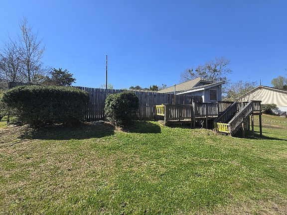 4th image of 2115 Elkahatchee Rd