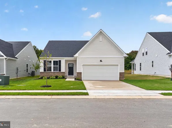 877 Virdin Dr, Smyrna, DE 19977