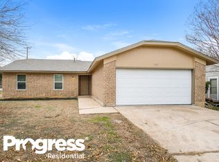 2303 Spring Breeze Dr, Round Rock, TX 78664