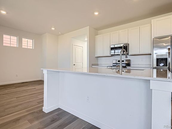 3rd image of 6759 Juniper Drive