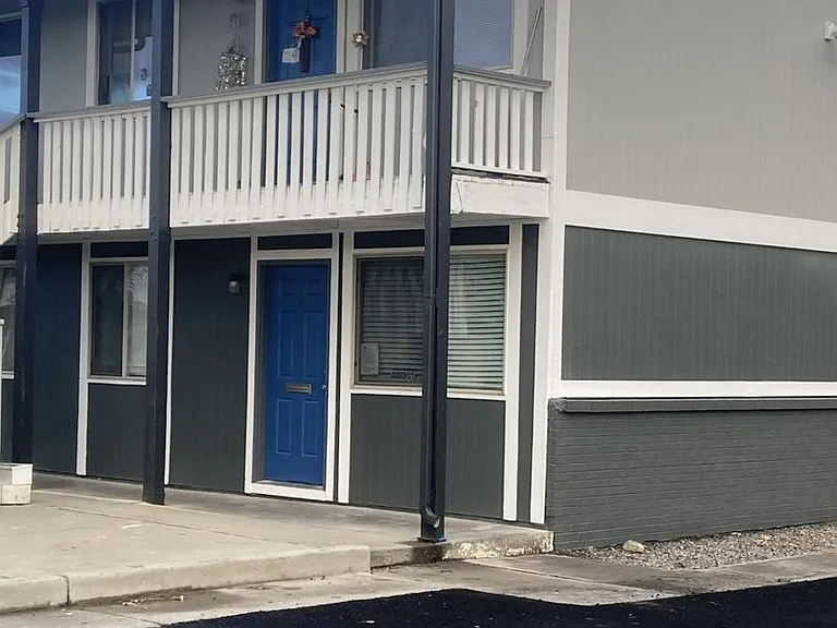 Peak 72 Apartments — Photo 63