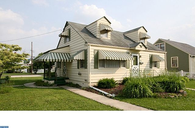 1st image of 300 W Race St