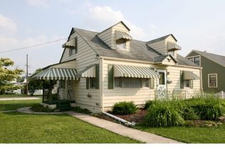 300 W Race St, Fleetwood, PA 19522