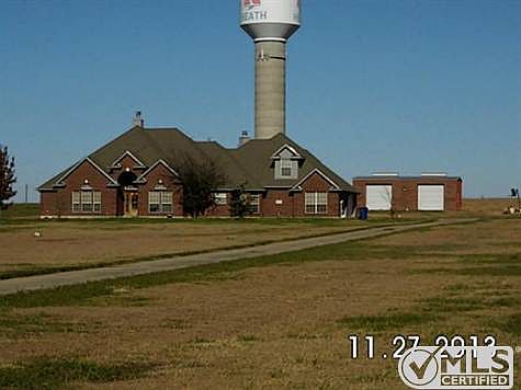 2nd image of 2400 N Fm 740