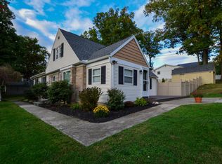 30 Poplar St, Dallas, PA 18612