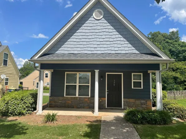 390 Bridgewater Cir, Athens, GA 30601